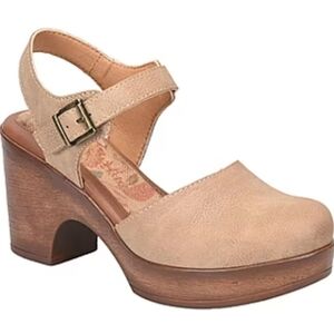 B.O.C  Natasha Clog Platform Size 10M Boho